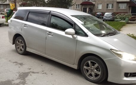 Toyota Wish II, 2012 год, 1 250 000 рублей, 2 фотография