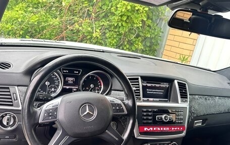 Mercedes-Benz GL-Класс, 2013 год, 2 300 000 рублей, 11 фотография