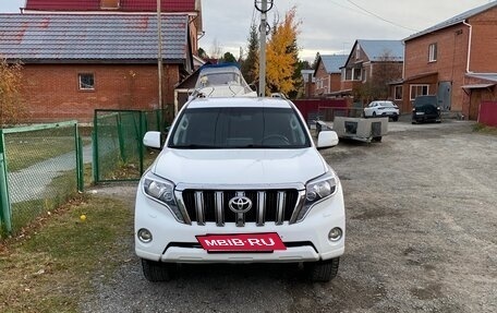 Toyota Land Cruiser Prado 150 рестайлинг 2, 2016 год, 3 400 000 рублей, 2 фотография