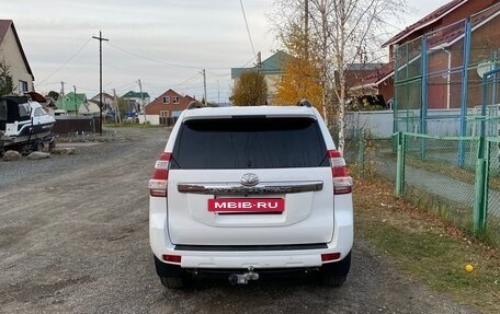 Toyota Land Cruiser Prado 150 рестайлинг 2, 2016 год, 3 400 000 рублей, 6 фотография