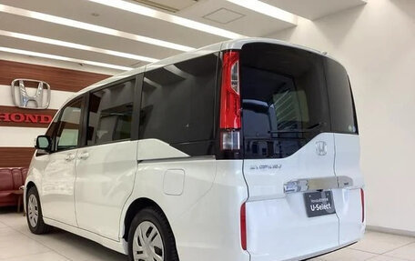 Honda Stepwgn IV, 2015 год, 1 500 000 рублей, 5 фотография