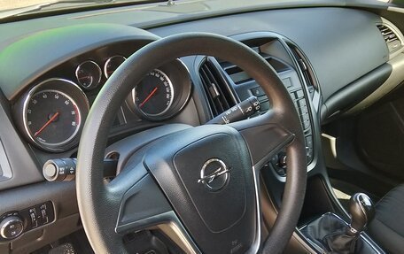 Opel Astra J, 2012 год, 675 000 рублей, 5 фотография