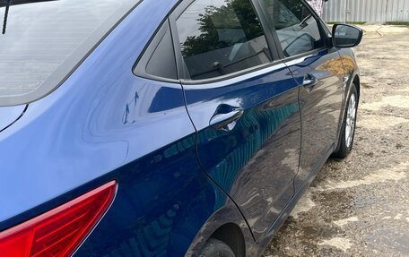 Hyundai Solaris II рестайлинг, 2015 год, 950 000 рублей, 5 фотография