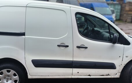 Peugeot Partner II рестайлинг 2, 2013 год, 345 000 рублей, 2 фотография