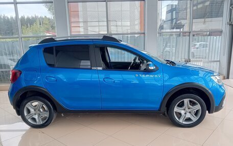 Renault Sandero II рестайлинг, 2018 год, 1 099 000 рублей, 4 фотография