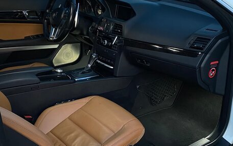 Mercedes-Benz E-Класс, 2012 год, 1 300 000 рублей, 10 фотография