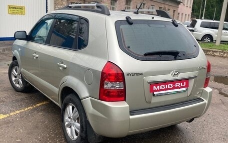 Hyundai Tucson III, 2008 год, 750 000 рублей, 3 фотография