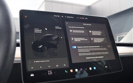 Tesla Model 3 I, 2022 год, 3 300 000 рублей, 20 фотография