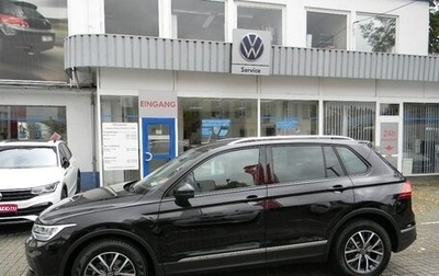 Volkswagen Tiguan II, 2022 год, 2 690 000 рублей, 1 фотография