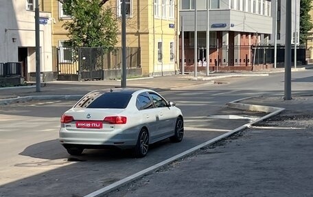 Volkswagen Jetta VI, 2015 год, 1 000 000 рублей, 1 фотография