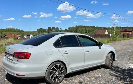 Volkswagen Jetta VI, 2015 год, 1 000 000 рублей, 9 фотография