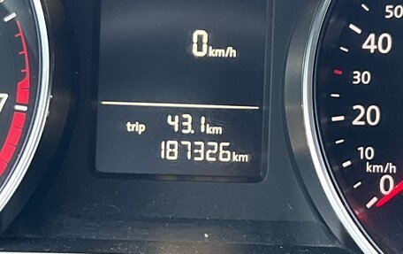 Volkswagen Jetta VI, 2015 год, 1 000 000 рублей, 10 фотография