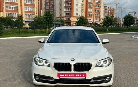 BMW 5 серия, 2015 год, 1 800 000 рублей, 10 фотография