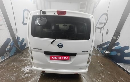 Nissan NV200, 2015 год, 1 490 000 рублей, 2 фотография