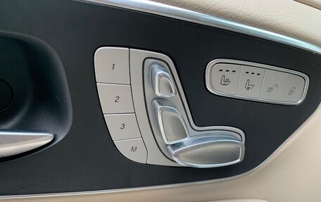 Mercedes-Benz V-Класс, 2022 год, 4 850 000 рублей, 22 фотография