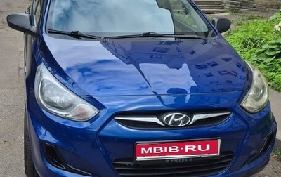 Hyundai Solaris II рестайлинг, 2013 год, 850 000 рублей, 1 фотография