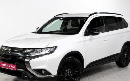 Mitsubishi Outlander III рестайлинг 3, 2021 год, 2 310 000 рублей, 1 фотография