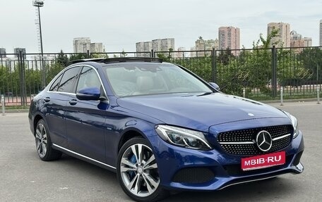 Mercedes-Benz C-Класс, 2017 год, 2 895 000 рублей, 1 фотография