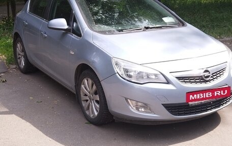 Opel Astra J, 2012 год, 700 000 рублей, 3 фотография