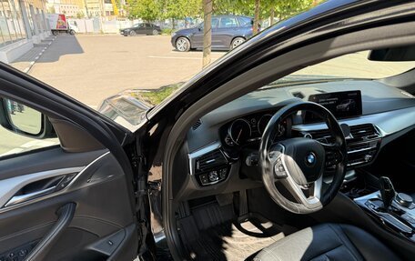 BMW 5 серия, 2018 год, 2 800 000 рублей, 5 фотография