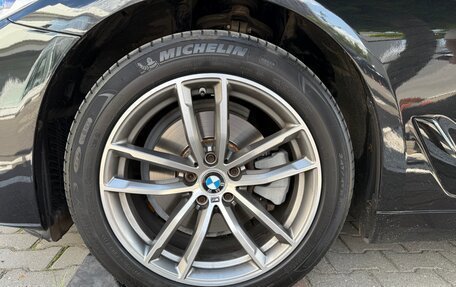 BMW 5 серия, 2018 год, 2 800 000 рублей, 10 фотография