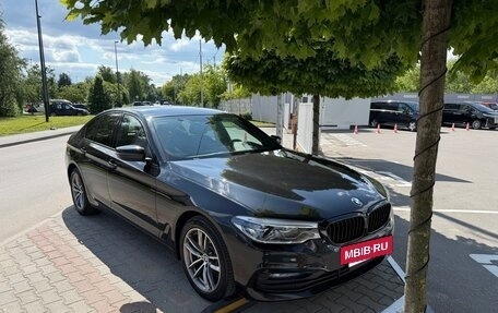 BMW 5 серия, 2018 год, 2 800 000 рублей, 2 фотография