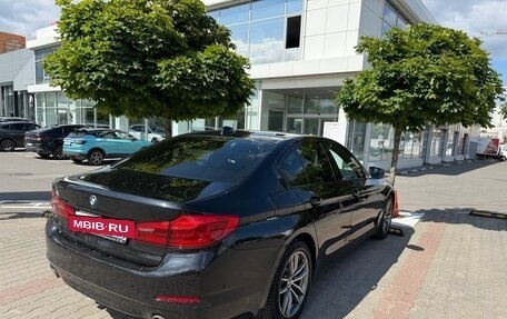 BMW 5 серия, 2018 год, 2 800 000 рублей, 3 фотография