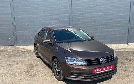Volkswagen Jetta VI, 2015 год, 989 000 рублей, 2 фотография