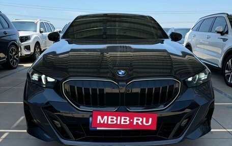 BMW 5 серия, 2025 год, 8 980 000 рублей, 3 фотография