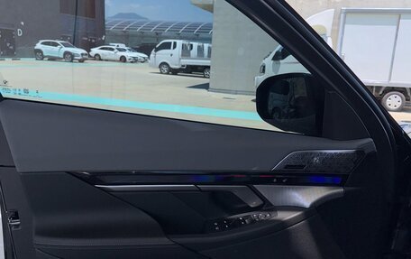 BMW 5 серия, 2025 год, 8 980 000 рублей, 26 фотография
