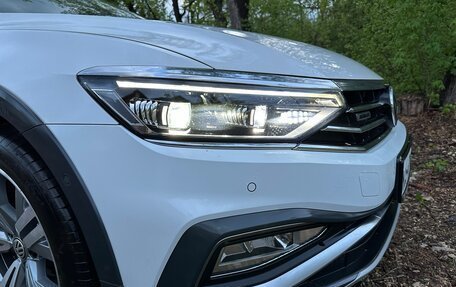 Volkswagen Passat B8 рестайлинг, 2019 год, 3 500 000 рублей, 16 фотография