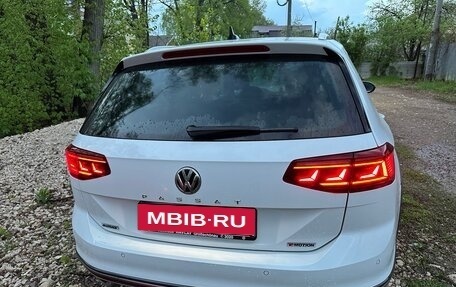 Volkswagen Passat B8 рестайлинг, 2019 год, 3 500 000 рублей, 15 фотография