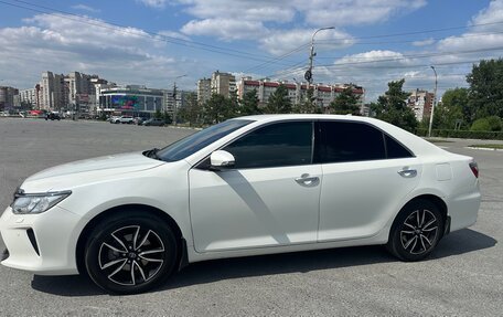 Toyota Camry, 2017 год, 2 500 000 рублей, 3 фотография