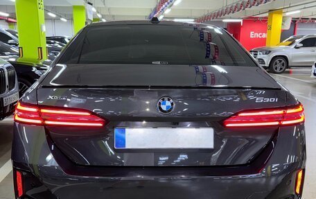 BMW 5 серия, 2025 год, 8 980 000 рублей, 7 фотография