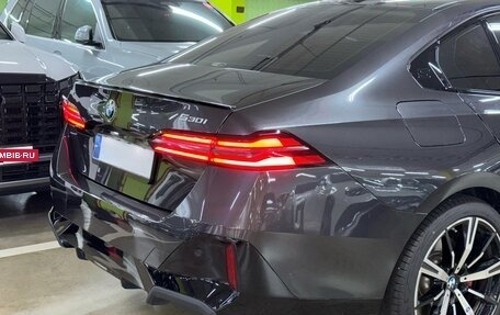BMW 5 серия, 2025 год, 8 980 000 рублей, 6 фотография