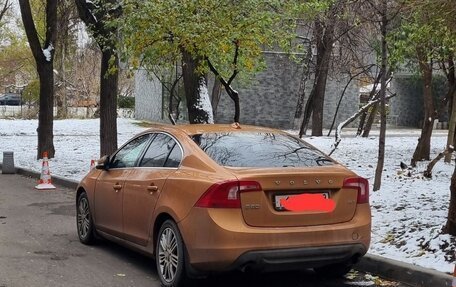 Volvo S60 III, 2010 год, 1 025 000 рублей, 2 фотография