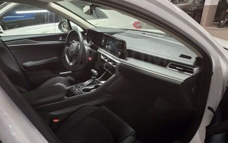 KIA K5, 2022 год, 2 420 000 рублей, 7 фотография