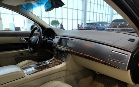 Jaguar XF I рестайлинг, 2008 год, 1 220 000 рублей, 13 фотография