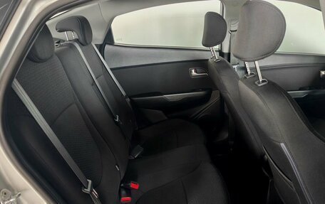 KIA Rio III рестайлинг, 2015 год, 917 000 рублей, 10 фотография
