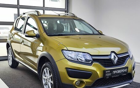 Renault Sandero II рестайлинг, 2017 год, 999 000 рублей, 3 фотография