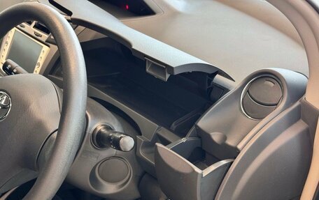 Toyota Vitz, 2010 год, 669 900 рублей, 17 фотография