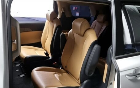 KIA Carnival, 2021 год, 2 800 000 рублей, 5 фотография