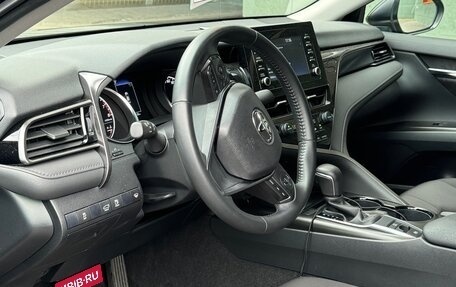 Toyota Camry, 2021 год, 3 200 000 рублей, 6 фотография