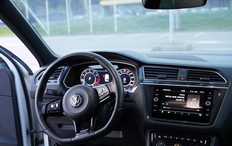 Volkswagen Tiguan II, 2017 год, 2 900 000 рублей, 4 фотография