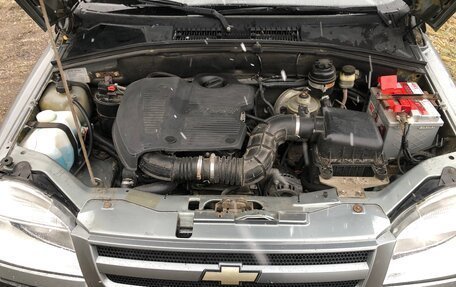 Chevrolet Niva I рестайлинг, 2006 год, 480 000 рублей, 17 фотография