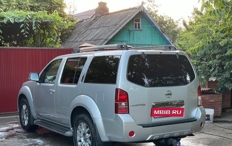 Nissan Pathfinder, 2011 год, 1 750 000 рублей, 5 фотография