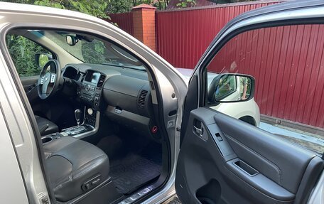 Nissan Pathfinder, 2011 год, 1 750 000 рублей, 12 фотография