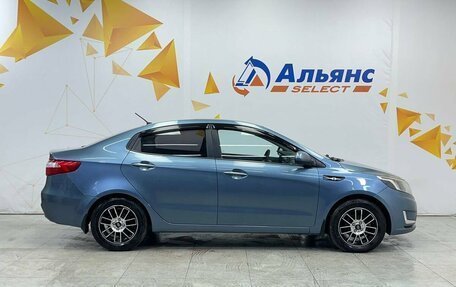 KIA Rio III рестайлинг, 2011 год, 700 000 рублей, 2 фотография