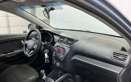 KIA Rio III рестайлинг, 2011 год, 700 000 рублей, 12 фотография