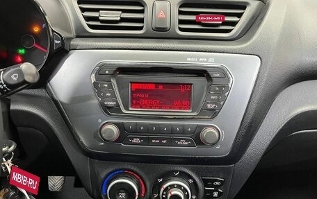 KIA Rio III рестайлинг, 2011 год, 700 000 рублей, 13 фотография